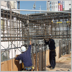 鉄筋工事作業風景